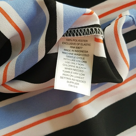 A.N.A Smocked 3/4 Sleeve Peasant Top Size L - Picture 4 of 7